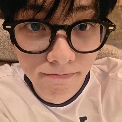 txtside's profile picture. 