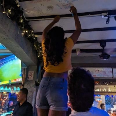 reiaposting's profile picture. 