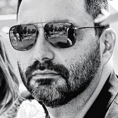 ViniciusLoboX's profile picture. 🐺 Lobo - Economista Inquieto
💵 Monetização no X
📘 Autor de X-Passarinho (EM BREVE)
💡 Análises e insights: Shopping centers/franquias/modelos de negócios