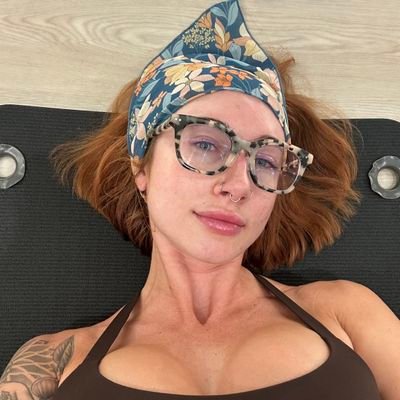 __fittyd's profile picture. Dee ** groovy like a drive- in movie🎚

backup