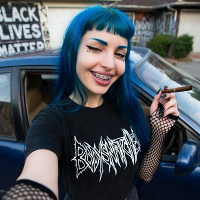 saphswag's profile picture. 🚙 blue hair, blue civic 🎧 thrash & hip-hop 🕹️ skyrim resident, galaga goat, fortnite sneaker collector