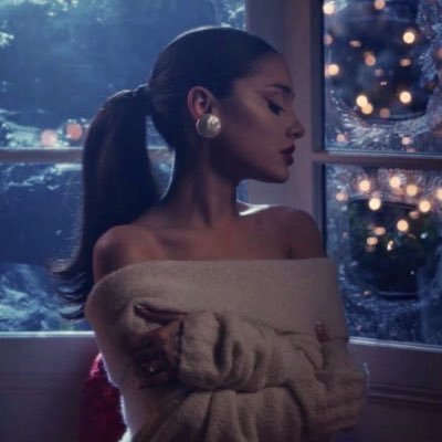 mysticlavenders's profile picture. safe space              @averyscinema