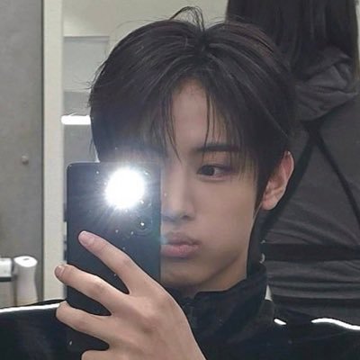 kytpabo's profile picture. cravity | idid | 8turn | ahof