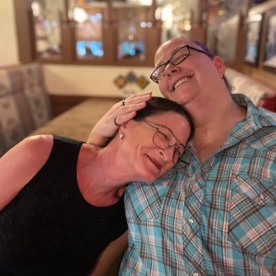 ZellnerMeagan's profile picture. “Little Raider” owns my ♥️/Tons of Laughter, Love, Wine, Coffee, & Sarcasm gets me thru the day! ♥️my #Raiders, #Bruins, #RedSoxs, #LSU, #PremierLeague,#Padres