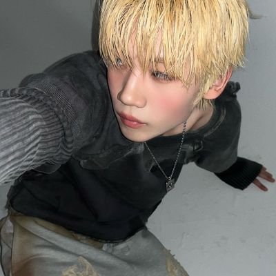 eomjisito's profile picture. 