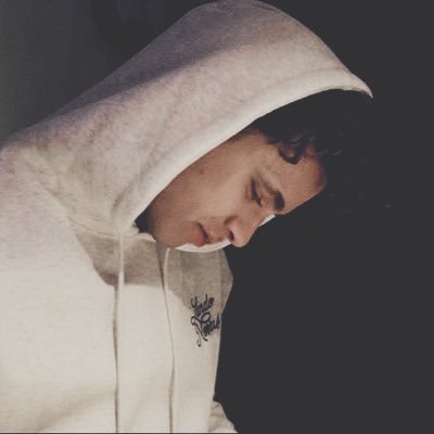 ln4katy's profile picture. ⋆˚꩜｡ #landoscar 𝗈𝗌𝖼: 𝗇𝗈𝗐 𝗐𝖾 𝗀𝗈𝗇𝗇𝖺 𝗋𝖾𝖺𝗅𝗅𝗒 𝗀𝗋𝗈𝗐 𝗈𝗅𝖽 𝗍𝗈𝗀𝖾𝗍𝗁𝖾𝗋. ₊˚⊹ᰔ