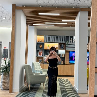 Jen_8795's profile picture. Avid designer . Believer in hard work, creativity, and turning dreams into reality 💼 ‘Success is earned, not given.'