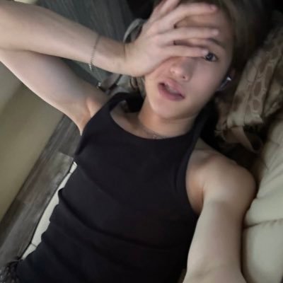 pongtark's profile picture. 