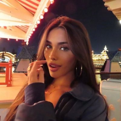 𝘢𝘣𝘪 | 1 .☘︎ ݁˖ | st5 spoilers Profile