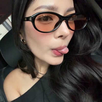 virghoelle's profile picture. az • other side of the table • rawr • azralph