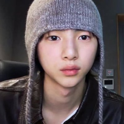 juhoons2's profile picture. cortis2hearts love club