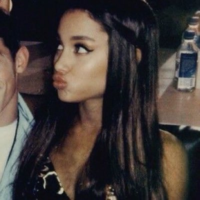 ppercabeths's profile picture. that one moot that does NOT play about Silena Beauregard.