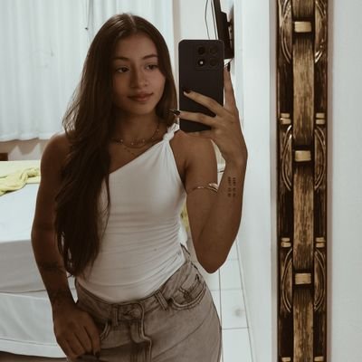 maria__mly's profile picture. 🥀