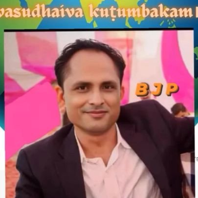 starpandeyjk's profile picture. 🌎✨️Vasudhaiva Kutumbakam ✨️🌎
 All living Beings are part of a single, interconnected family. 
So you have to be helpful and kind for humanity who Is our ❤️ 💕