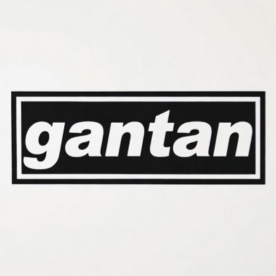 writabout_love's profile picture. 『元旦』です。生きる糧はフジロック／2010〜19年（コロナ禍挟み）2023〜25子供連れ(全てキャンプ）／ドラム叩きます／成城軽音／92年生／男児のパパ／フジロックで人生変わりました／書きたい事を自分の言葉で書きます