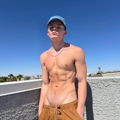 SilasBroooks's profile picture. Find more of me here 😈➡️ https://t.co/9NEazeyXjf // https://t.co/rOyJouGqsJ