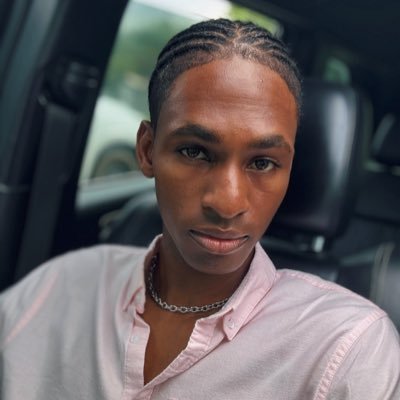 aaronevans10's profile picture. Singer, entertainer, songwriter and artist.