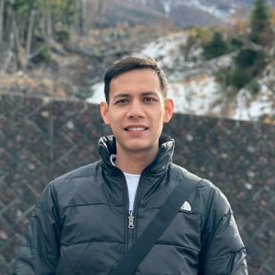 hoanguit's profile picture. Indie dev building AI tools for creators | Shipping https://t.co/ah0Ftcg9Pv | DM for collabs