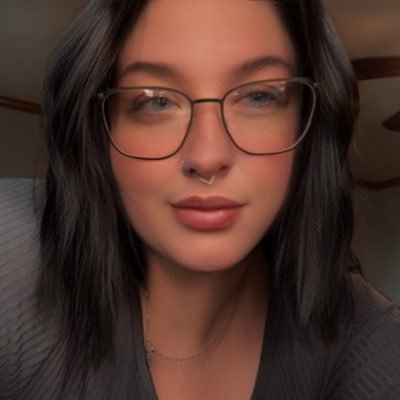 oc3ansluut's profile picture. local crashout 💗🌸🍬🦩