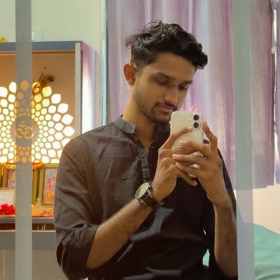 oyyviraj's profile picture. 