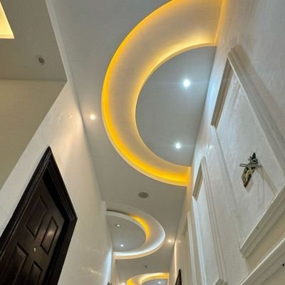 Aderoyal5462722's profile picture. 