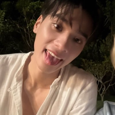babyjaeri_'s profile picture. ⠀ ⠀ 6 9 - 1 # dek fossil ⋆ ꩜ ‧₊˚🎧 𝓖oal nitade cu / swu 𐙚 ℒaw 𝓡amkhamhaeng u. ᥫ᭡ ⚖️