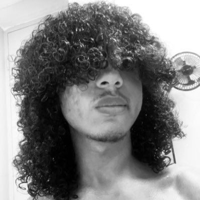 SomeGuyPoster's profile picture. (Español/English). Attention makes me horny 🙃. My dms are open if you’re cute! Girls welcome too :) (De Puerto Rico 🇵🇷) https://t.co/KOCrqnos20