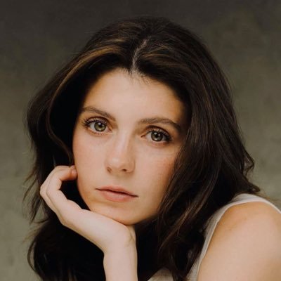 uptowngirlsp's profile picture. coffee enthusiast, bookworm and @schecoperez