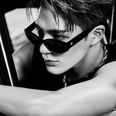 Jertno's profile picture. https://t.co/6EV55geD8t Dream’s Charismatic Heir, Jeno Lee.