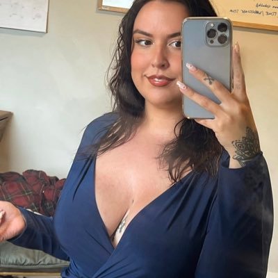 NaomiMoore520's profile picture. just a lovely soul 🤭😊