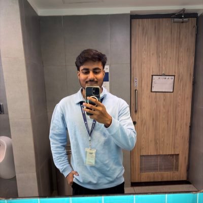 Sisirdaspapi's profile picture. Srkian | Associate @Cognizant | MERN stack developer | Open Source| Cricket