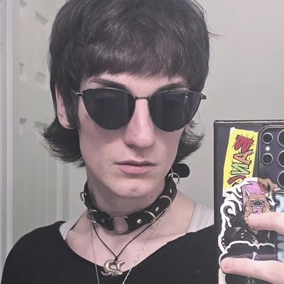 bongfrotter's profile picture. Minors DNI 18+