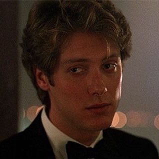 desassossegosz's profile picture. "in a world too often governed by corruption and arrogance, it can be difficult to stay true to one's literary and philosophical principles” | 25 | butch lesb