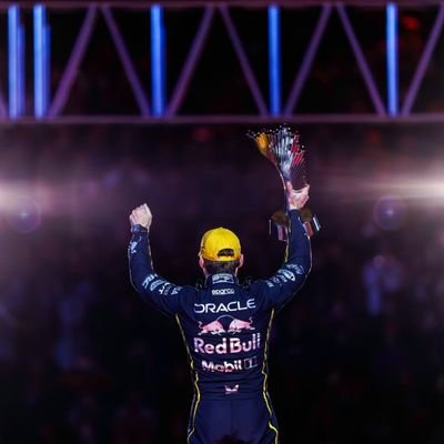 voragineera's profile picture. caí en los encantos de un piscis (yoongi)