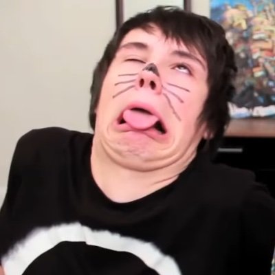 harpisnotonfire's profile picture. 22 he/him probably watching dan and phil edits