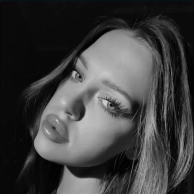 alice_122920's profile picture. The best part isn’t here… it’s in the DMs 😈