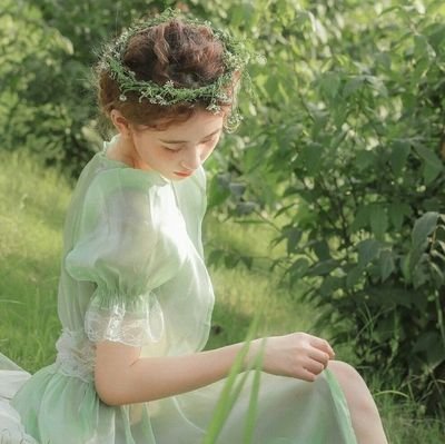 rezeqyi's profile picture. hunter