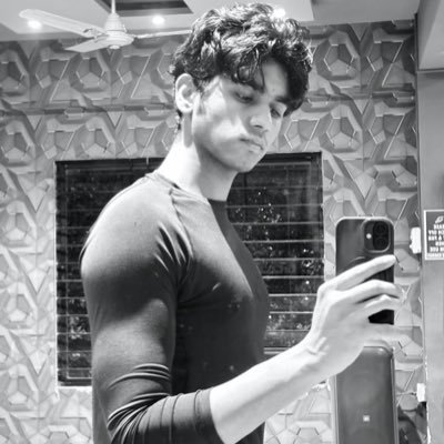 utkarshswisdom's profile picture. Helping you reach the top, because that’s where I’ll find myself too | Mail for collaborations utkarshuh16@gmail.com