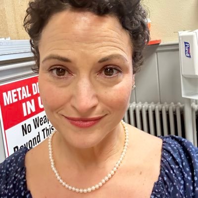 daninikki68's profile picture. pet care provider /movie extra