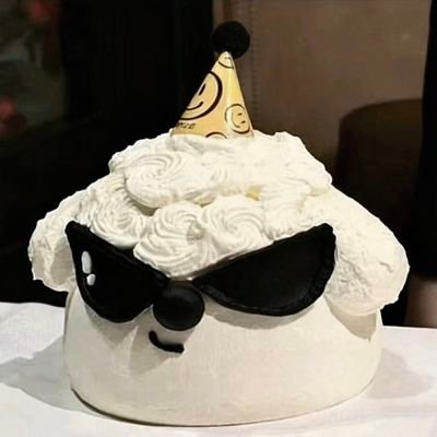 JSunthonch92925's profile picture. #skynani  #GeminiFourth
โดนลูกพี่ถา ตก ซ้ำๆ 🤣 มัมหมีลูกดก คีพคู่รักทั้งคู่ 😍