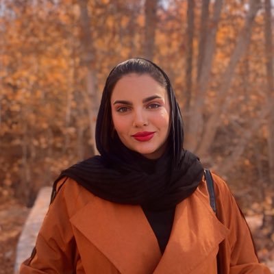 achila21's profile picture. ی جوجه وکیل ام! همین.