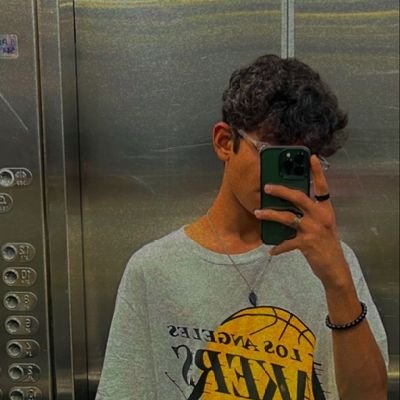 NewsWoa's profile picture. ॐ:आचार्याद् पादमादत्ते पादं शिष्यः स्वमेधया। पादं सब्रह्मचारिभ्यः पादं कालक्रमेण च।: