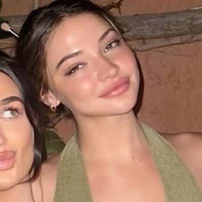 luupwg's profile picture. perdida en algún libro