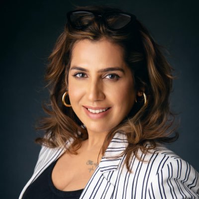 LakshmiRIyer's profile picture. 🎬 Director | Producer at Streetsmart Productions | YouTuber 400K Subscribers | 🎤 TEDx Speaker #AlooBhujia #FirstSecondChance #SeasonedWithLove #ThePact