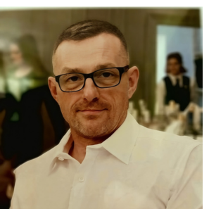 M_H_Tweets's profile picture. British business owner. Enjoy discussing history, philosophy, politics, religion and MMA. Dad joke professional. Low tolerance for bad manners.