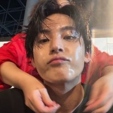 minwonluvbot's profile picture. minwon married truther ♡