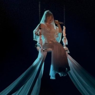 salchipapaskz's profile picture. skz de stray kids tmb es por sza y kali uchis jee