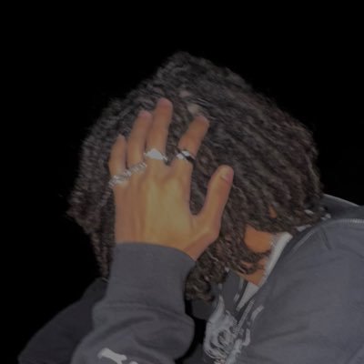 prettihaha's profile picture. the whiteboard guy | https://t.co/J2d92Z7gUp