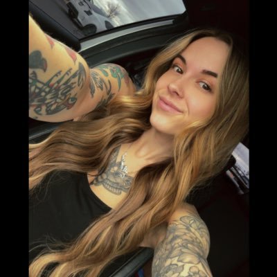 svddenmadds's profile picture. RN, BSN 💉🫀🩺 | gym girlie | 🔜 decadence 🎆 | edm | cod | married 💍 @Semtexable