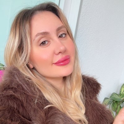 gunes_bahce's profile picture. Türk Dili ve Edebiyatı Öğretmeni ♟️🧩🎯